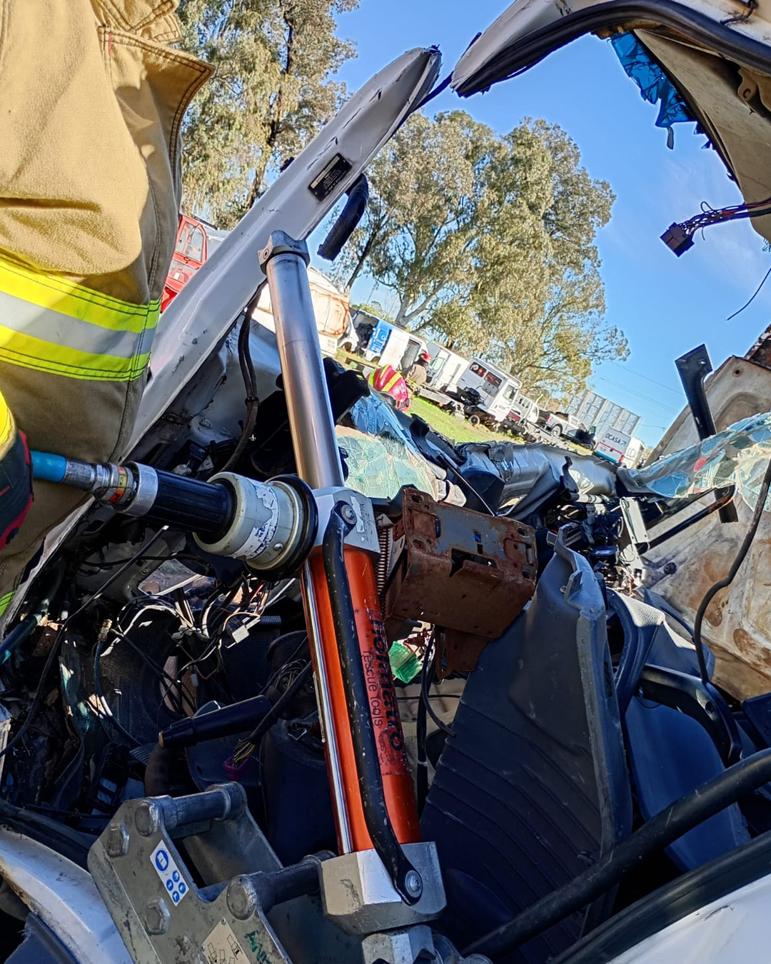 Bomberos de la Agrupación Serrana participaron y aprobaron el curso de Rescate pesado para futuros instructores de la Zona B de la ANB