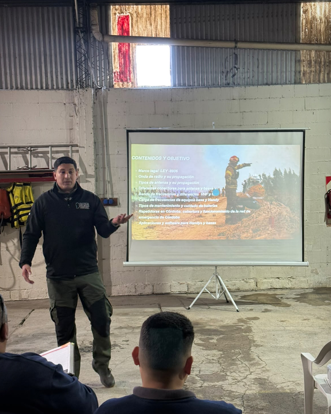El PPMF brindó una capacitación a Bomberos de la Agrupación Serrana y ETAC en Valle Hermoso