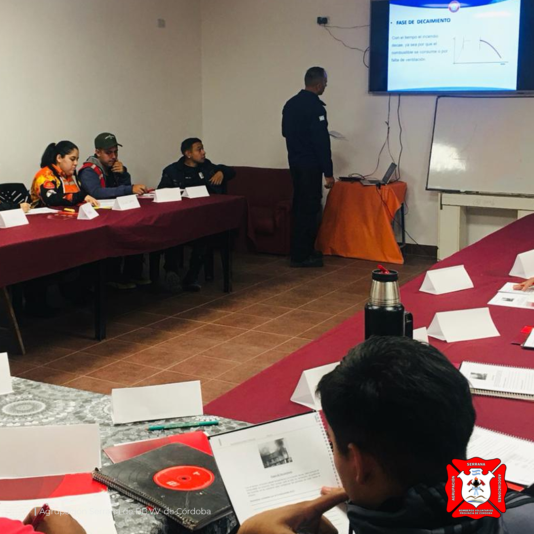 La Agrupación Serrana brindó capacitación en Chilecito para la Federación de Bomberos de La Rioja