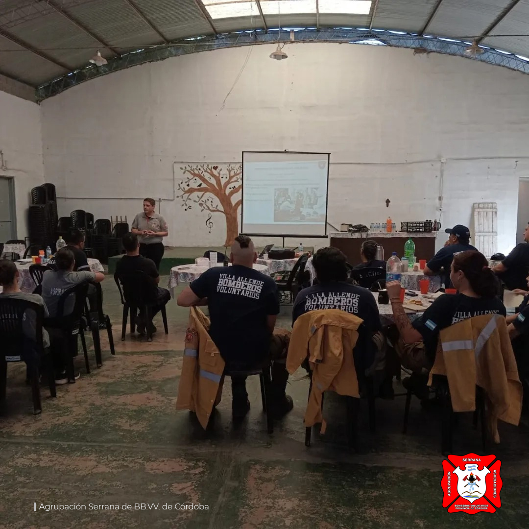 Jornada de identificación de materiales peligrosos y seguridad para bomberos