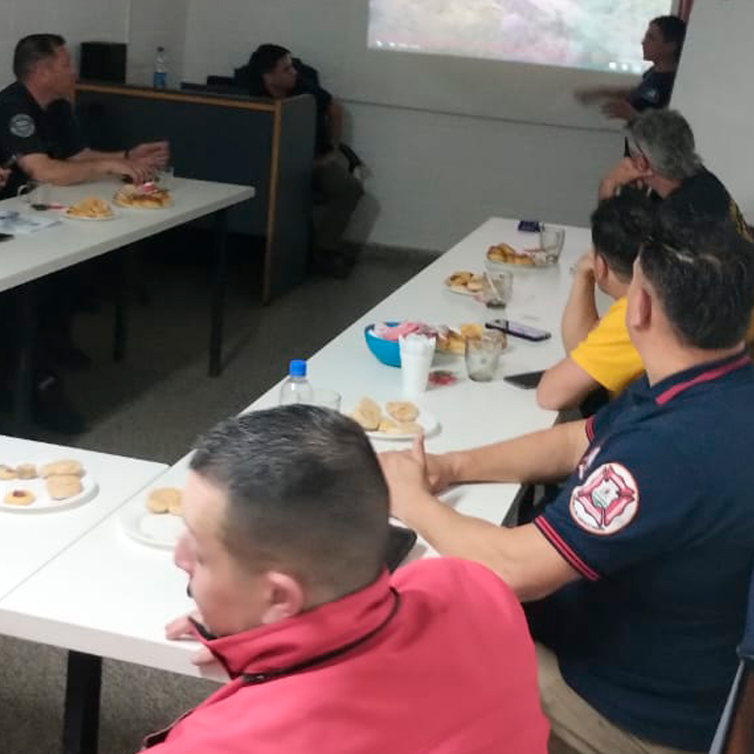 Reunión estratégica de prevención de incendios forestales y de interfase en Cosquín