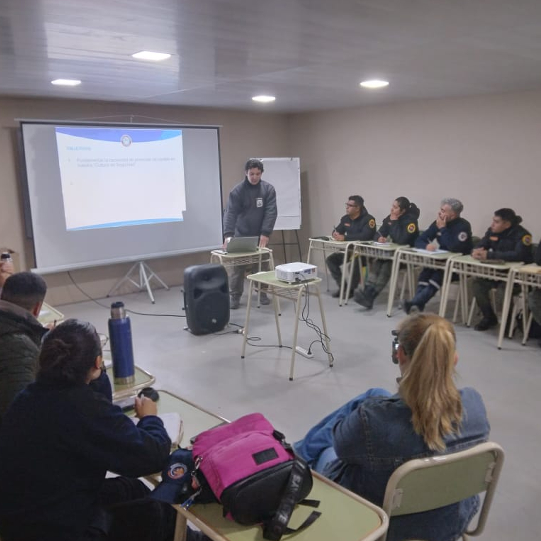 Se realizó con exito el taller de homologación para instructores en incendios estructurales