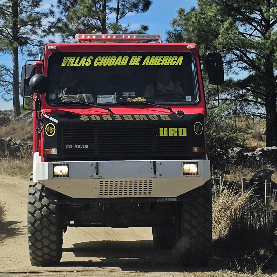 Cuarteles de la Agrupación Serrana colaboran en el incendio forestal de Villa Yacanto