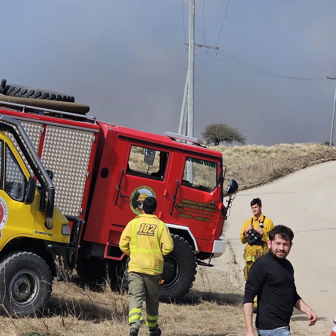 Cuarteles de la Agrupación Serrana colaboran en el incendio forestal de Villa Yacanto