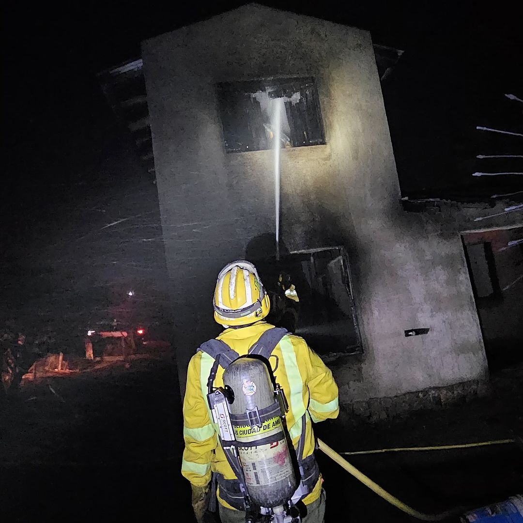 Continúa la lucha contra el fuego en Punilla Norte