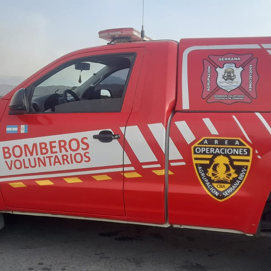 Continúa activo el incendio forestal en la Quebrada de la Mermela
